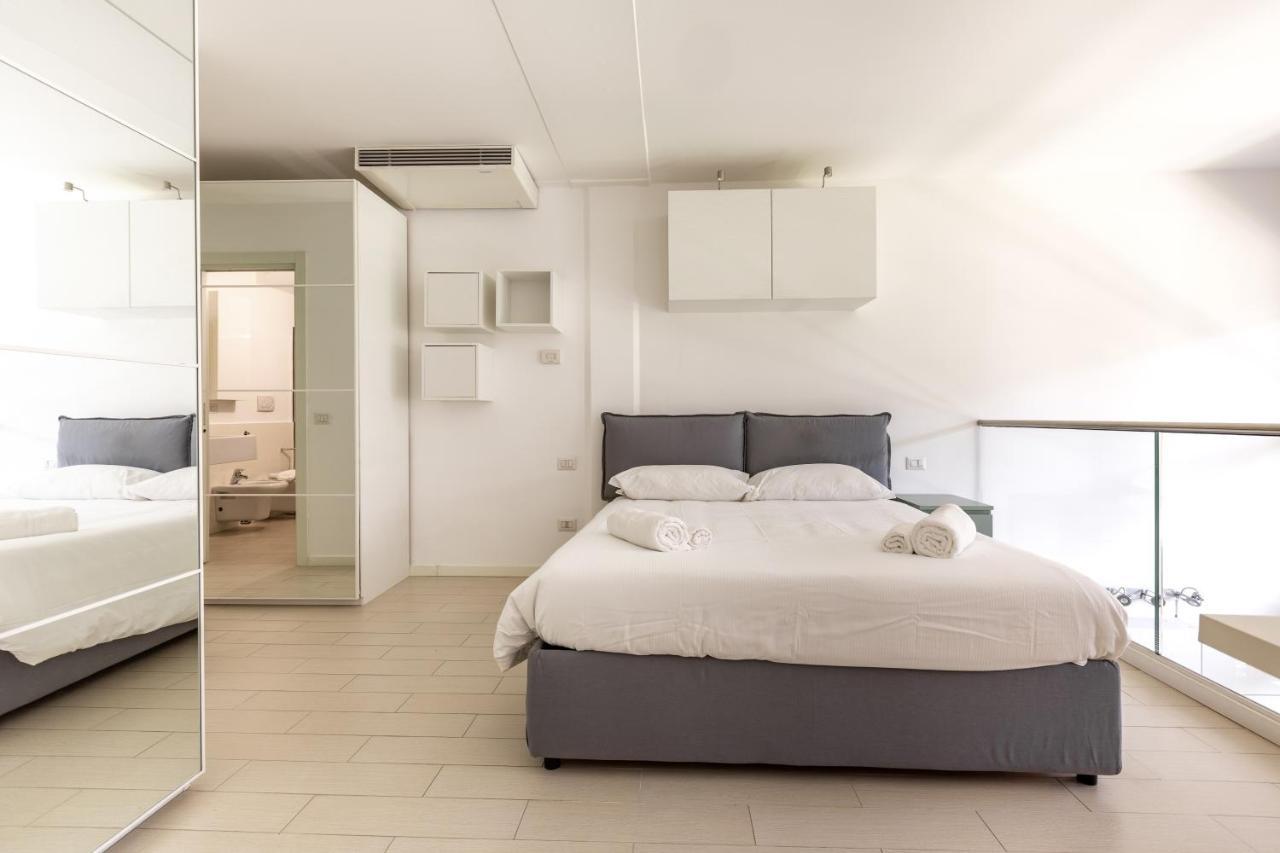 Elegant Loft With Balcony! Apartment Milano Ngoại thất bức ảnh