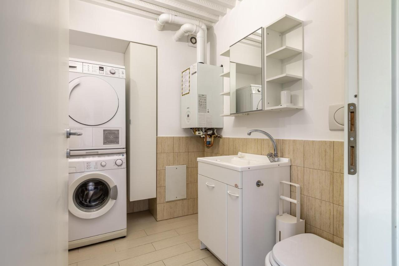 Elegant Loft With Balcony! Apartment Milano Ngoại thất bức ảnh