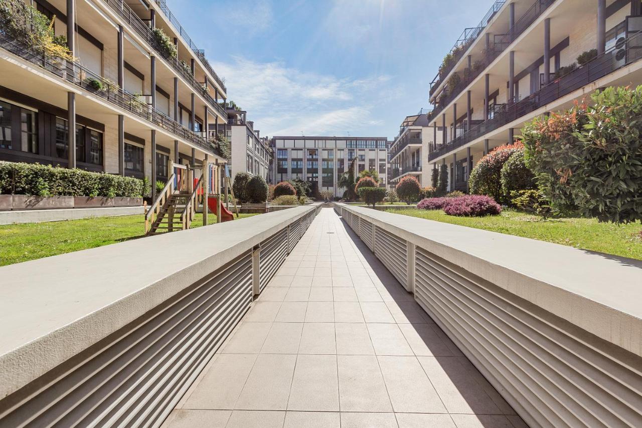 Elegant Loft With Balcony! Apartment Milano Ngoại thất bức ảnh